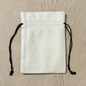 CHANEL Ivory Leather Drawstring Bag